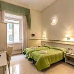Cambridge Hotel Řím