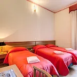 Cambridge فندق روما