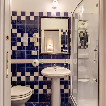 호텔 케임브리지 3*